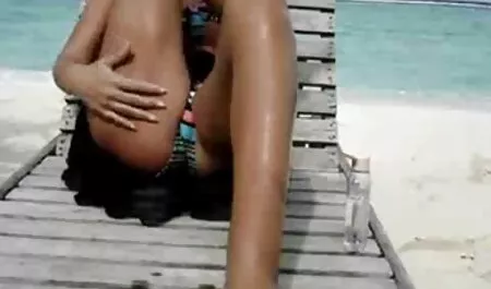 Танцівниця балерина Малої Азії в кареті. видео еротика