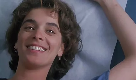 Ми еротика и секс втрьох напилися в барі