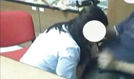 Маленькі діти вчать мову русская еротика на парубочому вечорі