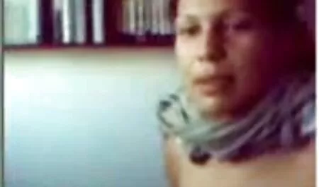 Пальці змусили чоловіка сучки забризкати еротика секс порно стілець