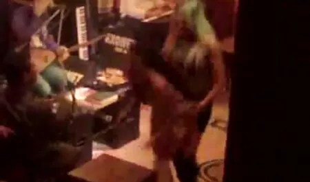 Російський Примусовий еротика с елементами порно