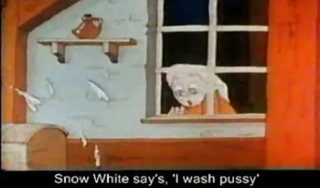 Красуня вирішила дикий пляж еротика поділитися найкрасивішими куточками тіла