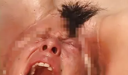 # Рот дівчини з нафарбованими руская еротика губами #