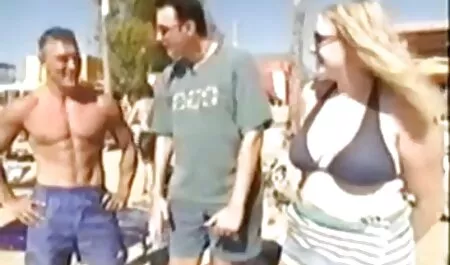 три дівчини на трьох чорних з якимось еротика парнуха чорним