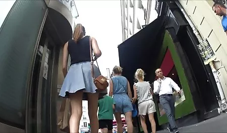 Ранкова дівчина Клинок еротика руская з прохолодною грудьми