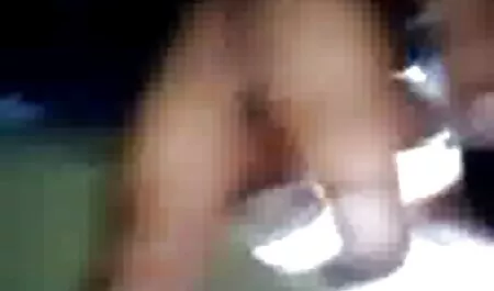 Блондинку русская еротика спіймали і згвалтували