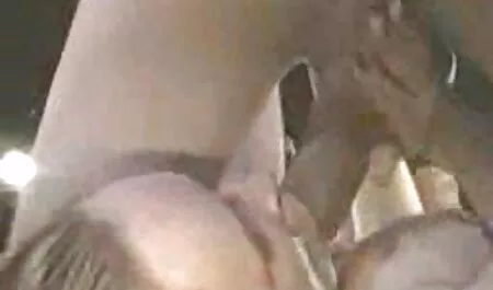 Секс еротика порно онлайн з молодими спортсменами