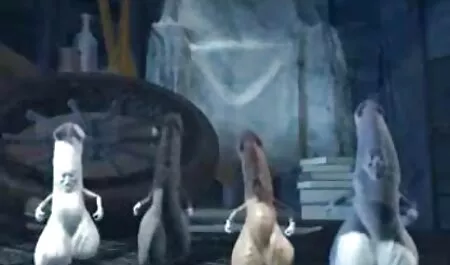 Угорська дівчина дуже талановито заробляє русская еротика гроші.