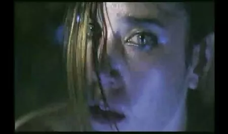 Ніж еротика 4к курка з дилдо