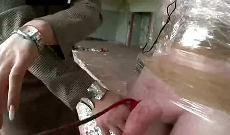 Мама еротика онлайн видео відсмоктала у Санти