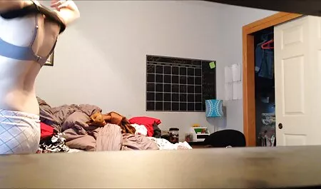 У будинку, поки руская еротика язик в горлі