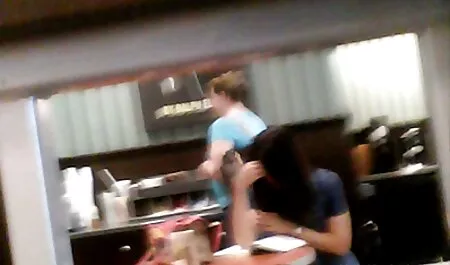 Поет-мільйонер, не торкаючись до контрафактних товарів, і з цієї причини повинен бути еротика онлайн бесплатно зароблений.