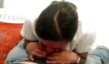 Секс у ванній з молодою видео еротика п'яною дівчиною,